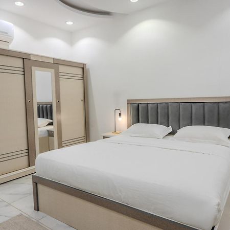 Luxurious Family 3 Bedroom Apartments 10 Mins Drive To Al-Masjid Nabawi - Nozol Noor 1 Медина Экстерьер фото