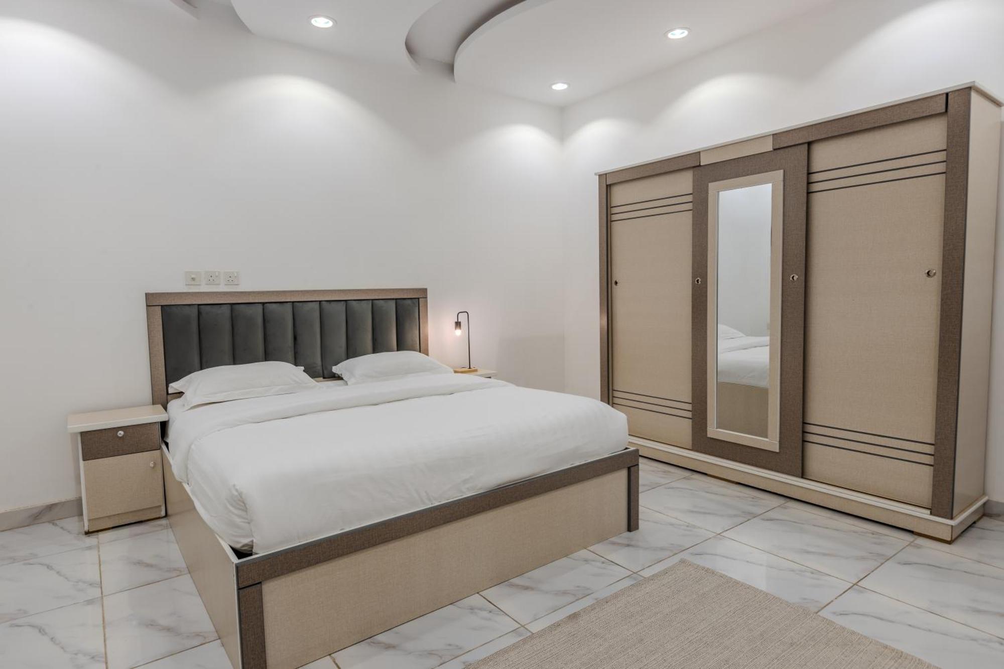 Luxurious Family 3 Bedroom Apartments 10 Mins Drive To Al-Masjid Nabawi - Nozol Noor 1 Медина Экстерьер фото