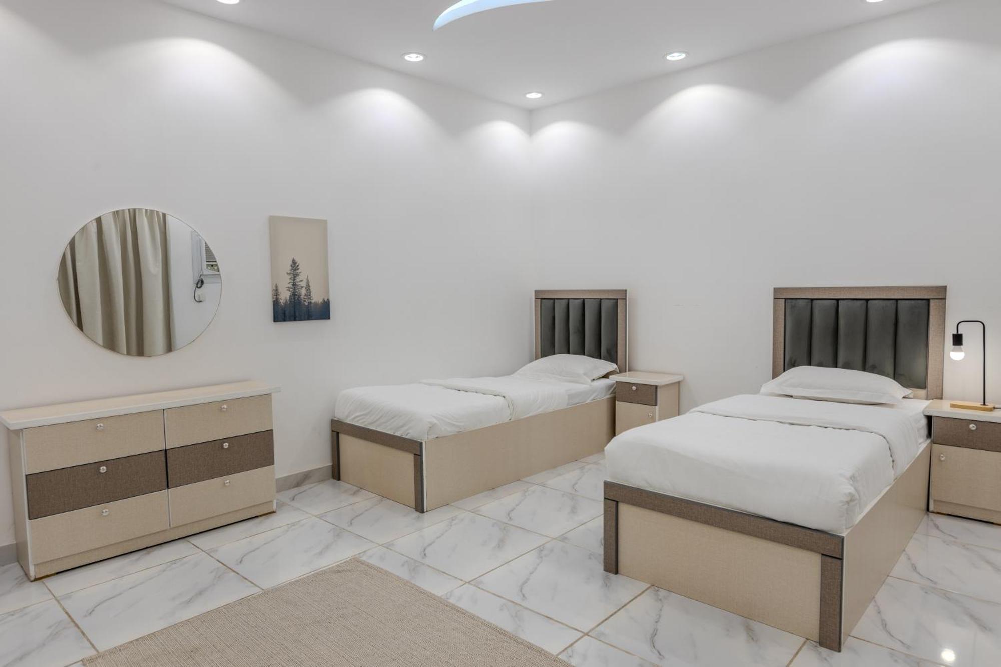 Luxurious Family 3 Bedroom Apartments 10 Mins Drive To Al-Masjid Nabawi - Nozol Noor 1 Медина Экстерьер фото